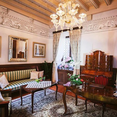 Heritage Hotel Cardo Сплит Екстериор снимка