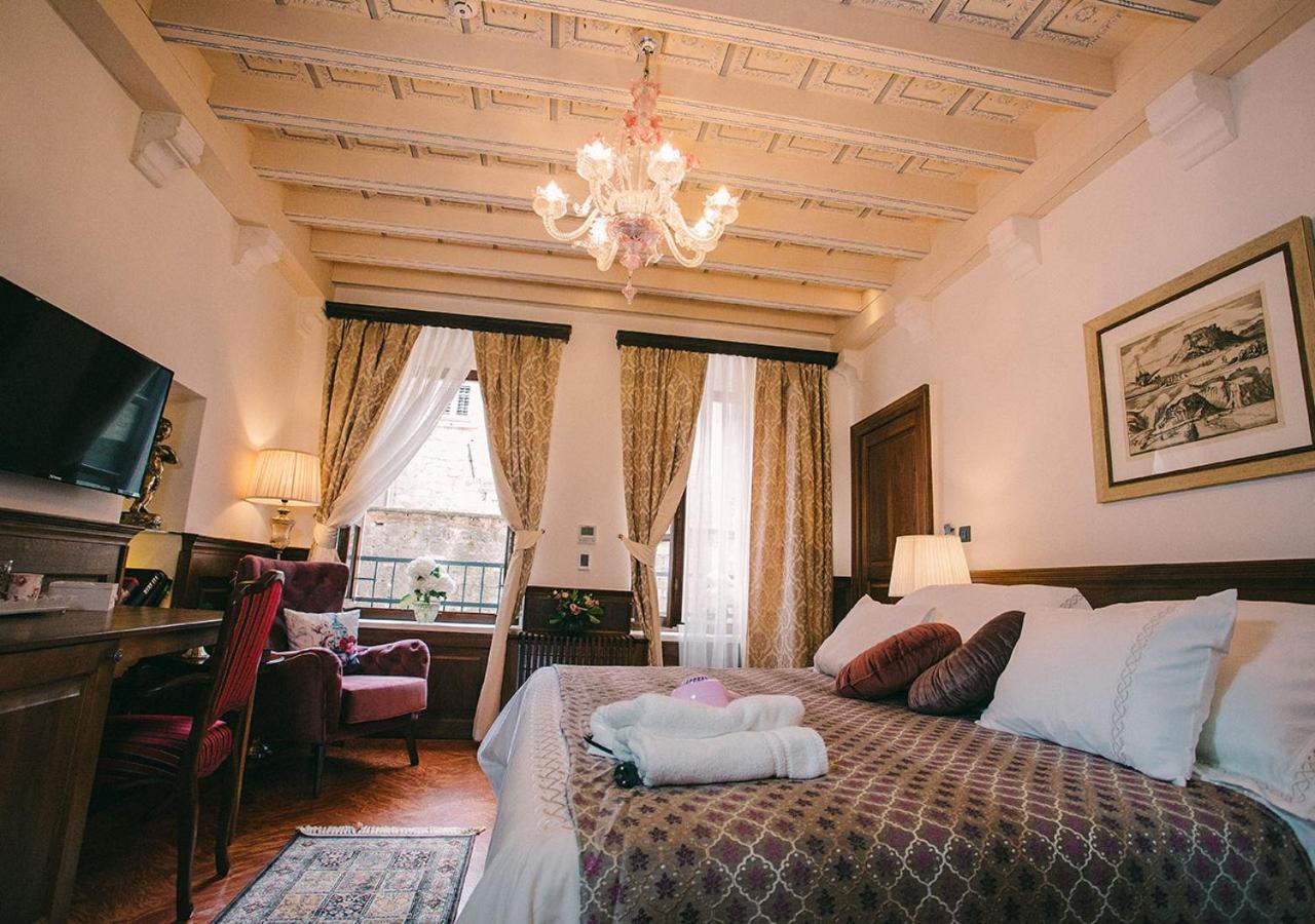 Heritage Hotel Cardo Сплит Екстериор снимка
